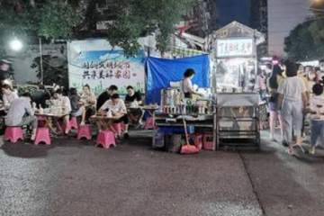 地?cái)偨?jīng)濟(jì)出現(xiàn)一放就亂的情況，應(yīng)該怎么辦