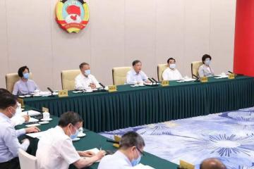 全國政協(xié)召開網(wǎng)絡(luò)議政遠(yuǎn)程協(xié)商會，圍繞“推進(jìn)多式聯(lián)運(yùn)高質(zhì)量發(fā)展”協(xié)商議政