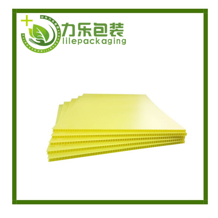 巨野pc板 巨野pp中空板生產(chǎn)設(shè)備