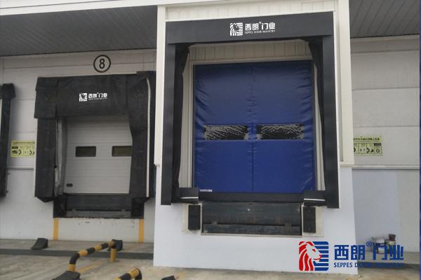 南通廠家直供冷庫充氣機械門封門罩