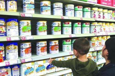 發財樹在天津港進口新西蘭初乳牛乳牛奶脫脂奶粉報關清關