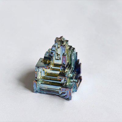 可以進(jìn)口美國鉍礦石輝鉍礦寧波港口夏日炎炎能力強(qiáng)肯吃苦的人