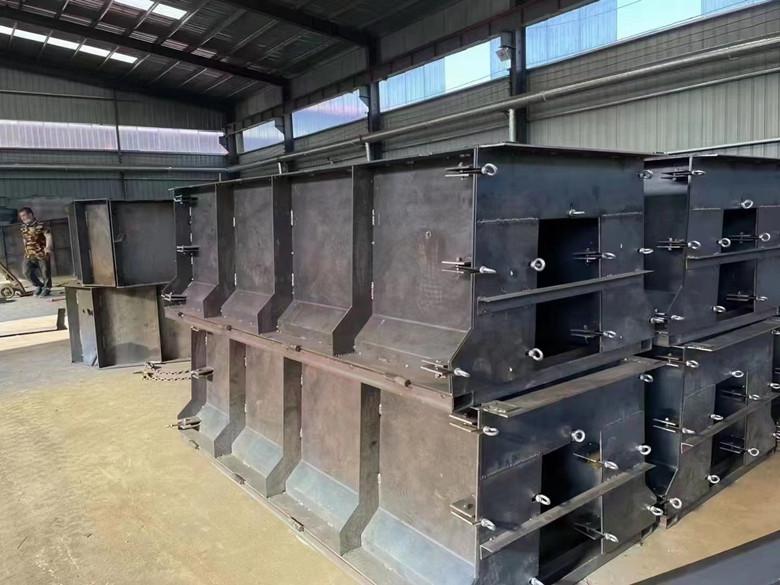 混泥土泄水槽模具加工泄水槽模具生產廠家