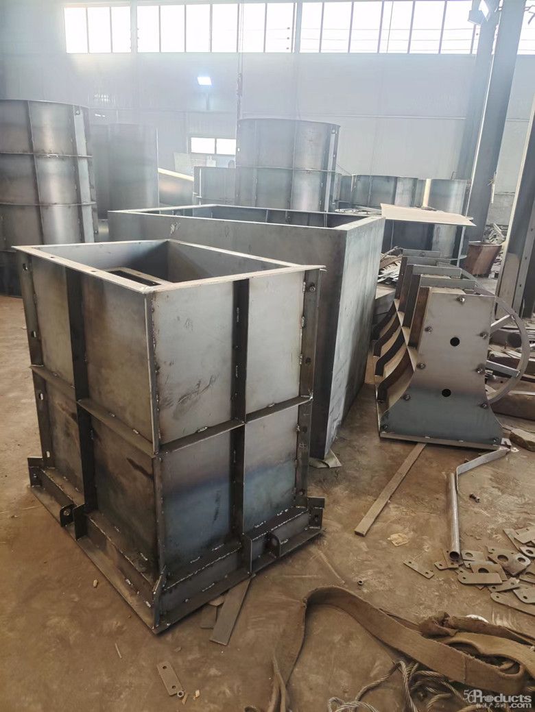 擋土墻模具2.jpg